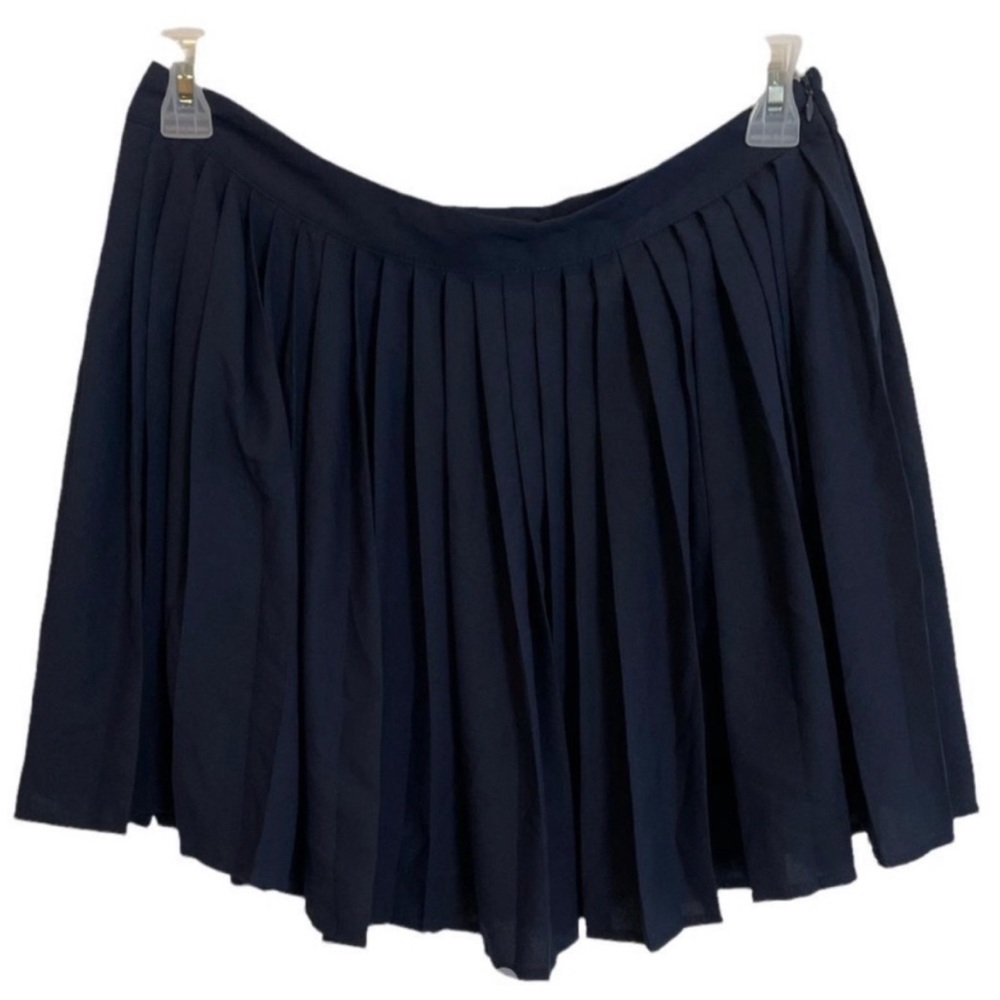 Forever 21 Navy Blue Tennis Skirt Mini Skirt. New with tags. Size 0X